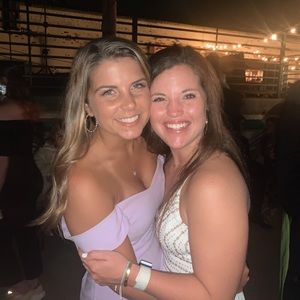 Meet your Posher, Auburn